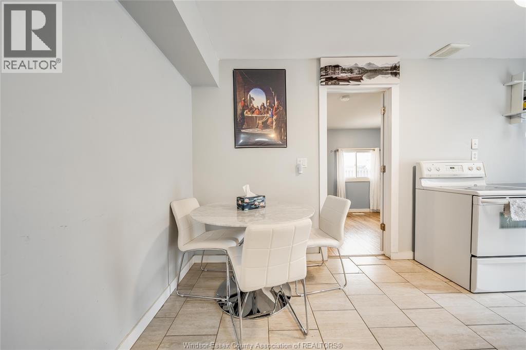 2628 MEIGHEN ROAD - 4