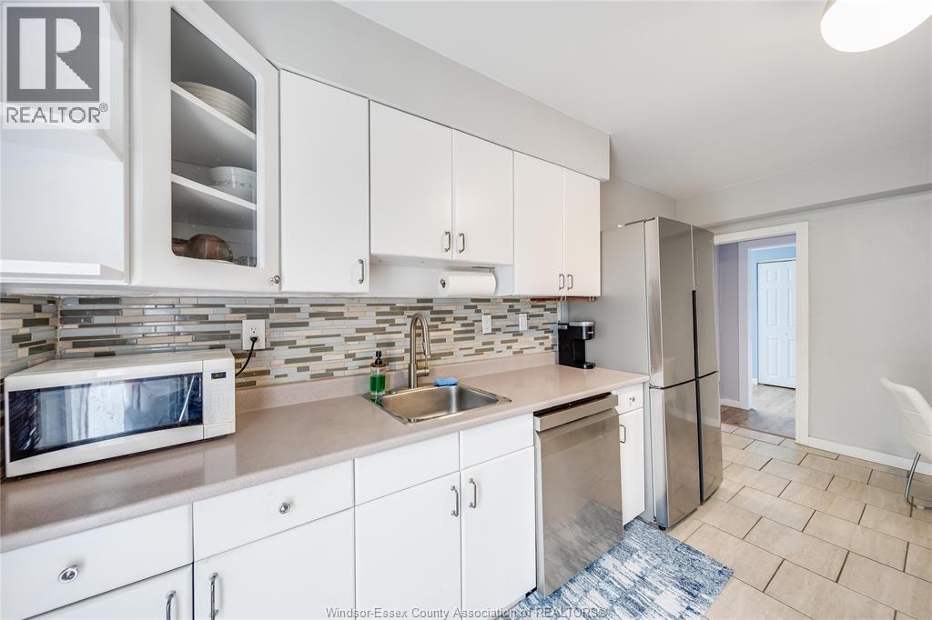 2628 MEIGHEN ROAD - 9
