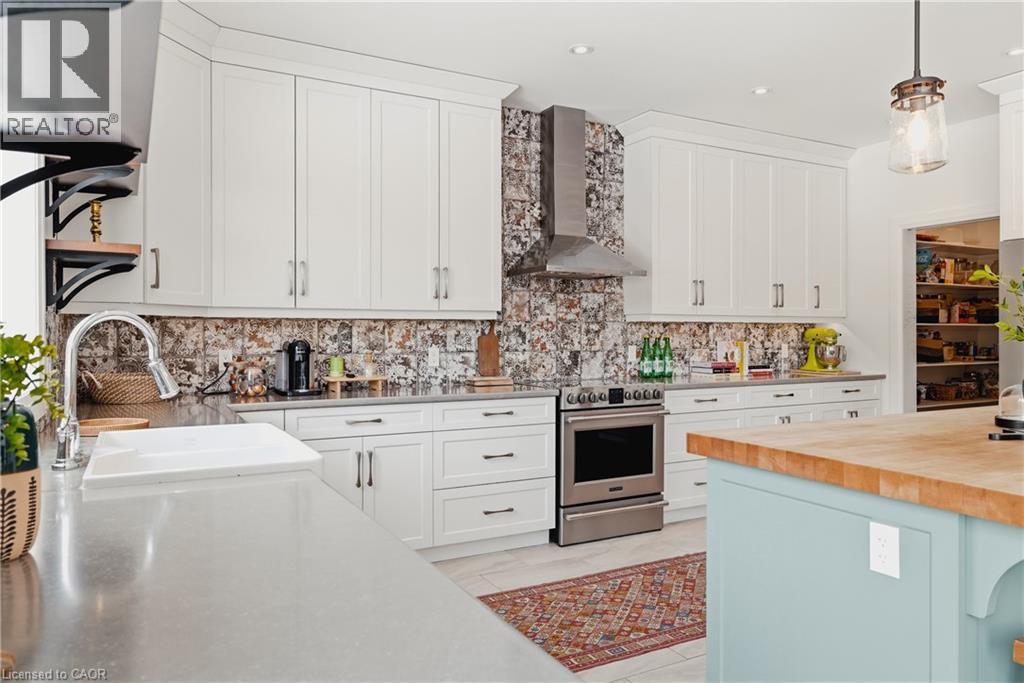 157 RIDGEVIEW Drive - 18