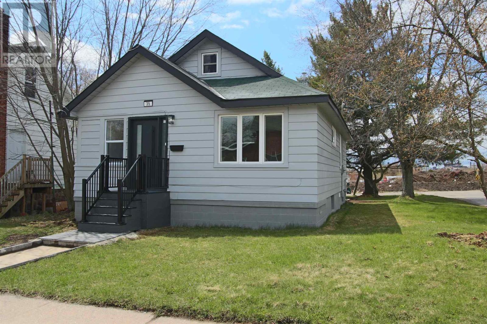 35 Walnut ST - 2