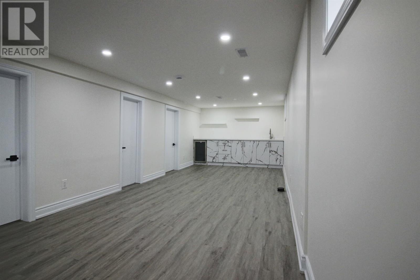 35 Walnut ST - 28