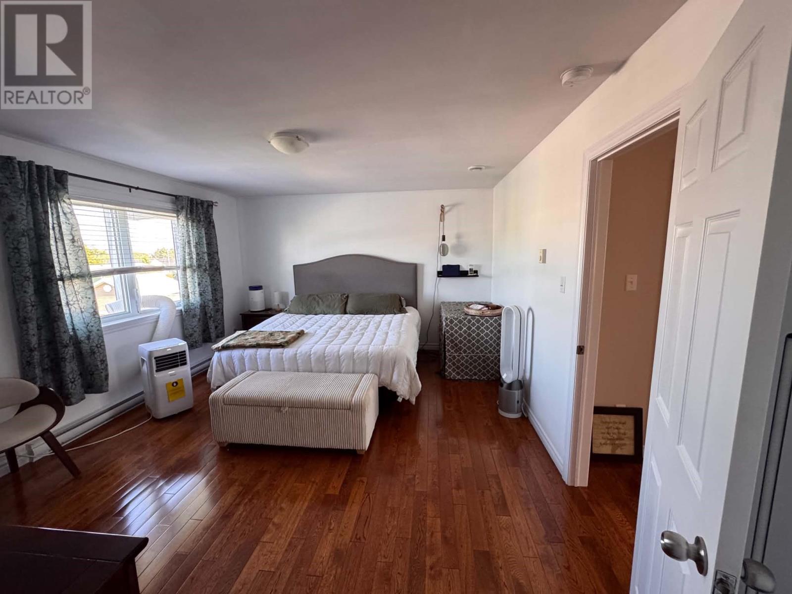 18 Capri Court - 18