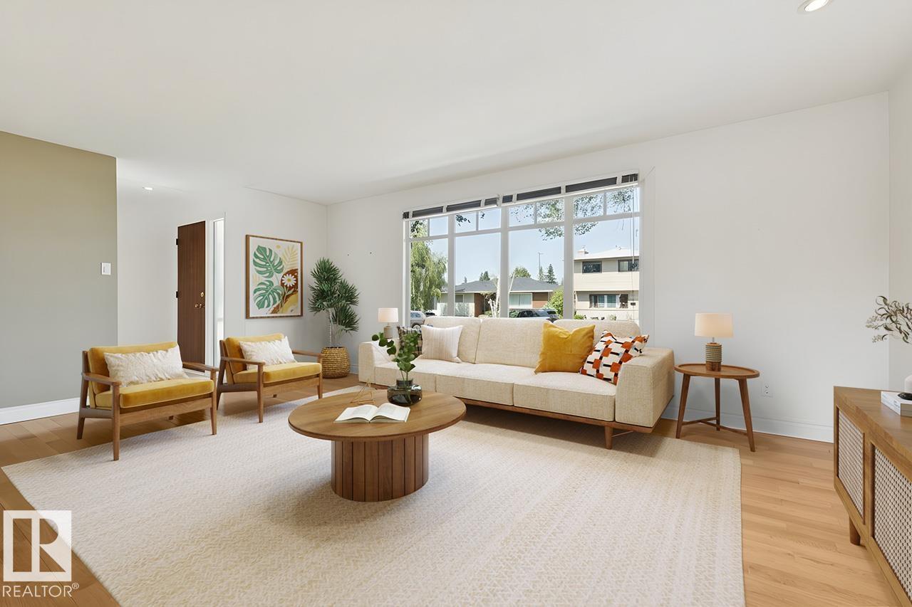 11519 42 AV NW - 4