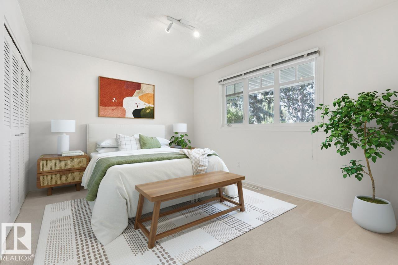 11519 42 AV NW - 13