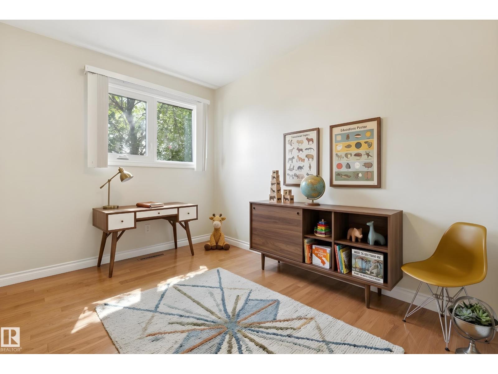 11519 42 AV NW - 19