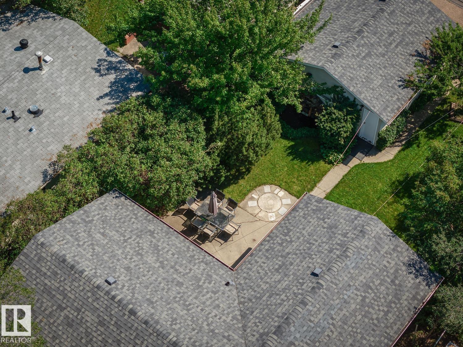 11519 42 AV NW - 38