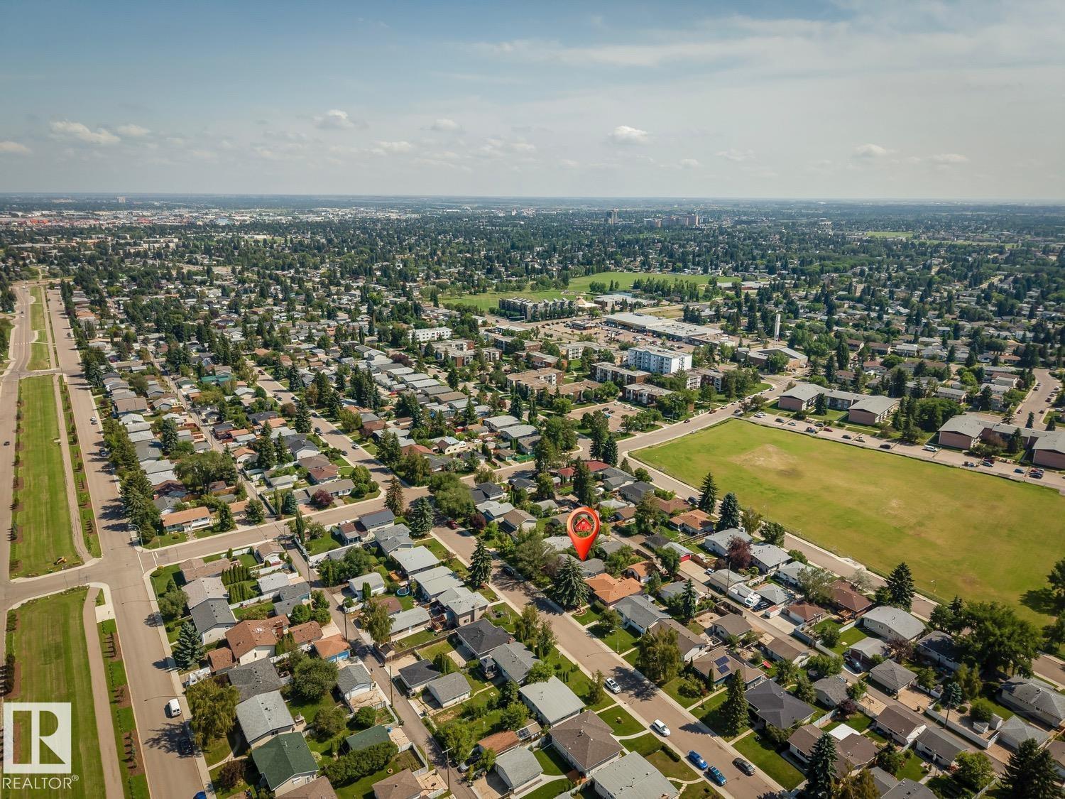 11519 42 AV NW - 41