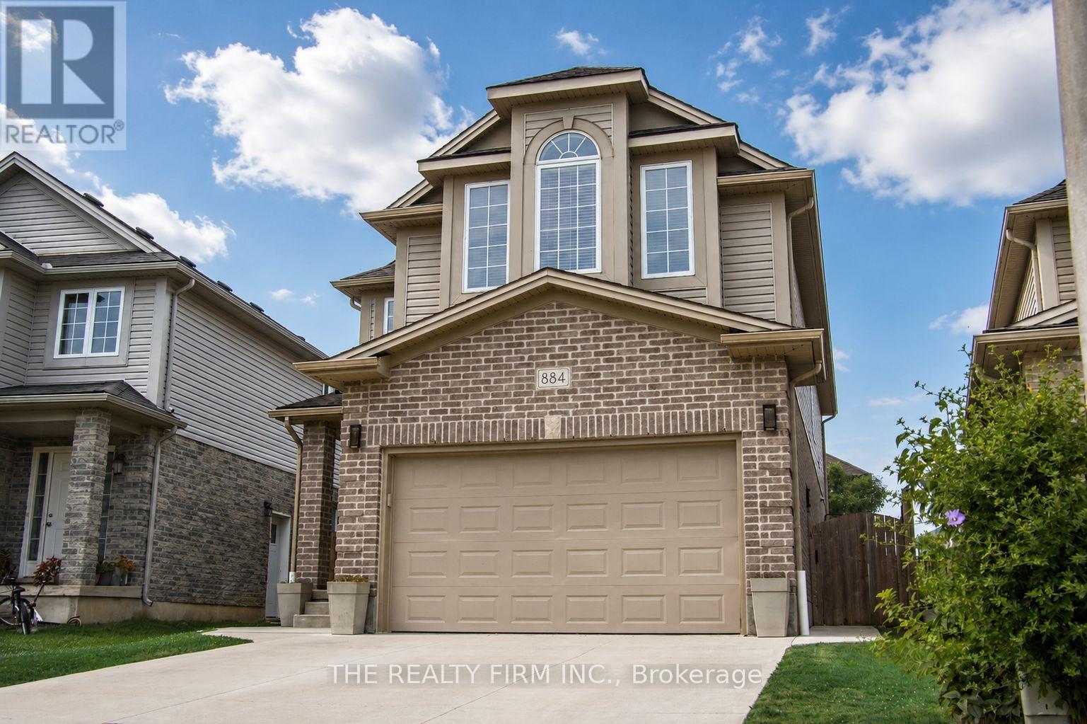 884 REEVES AVENUE - 1