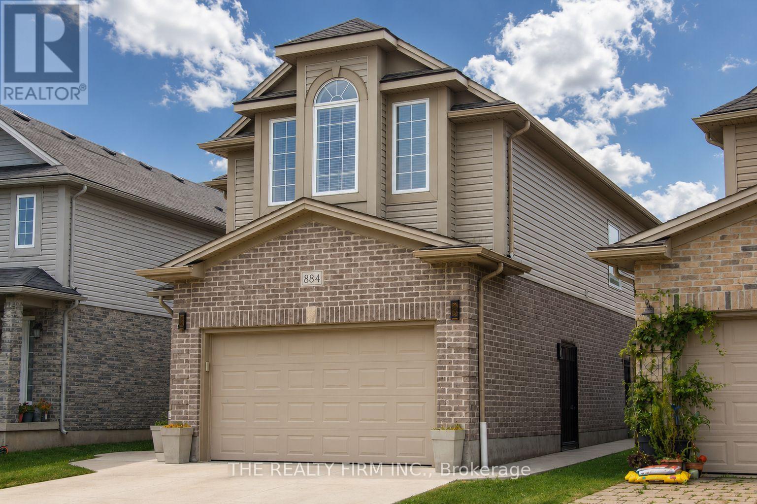 884 REEVES AVENUE - 2