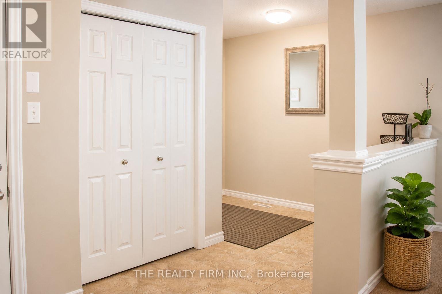 884 REEVES AVENUE - 5
