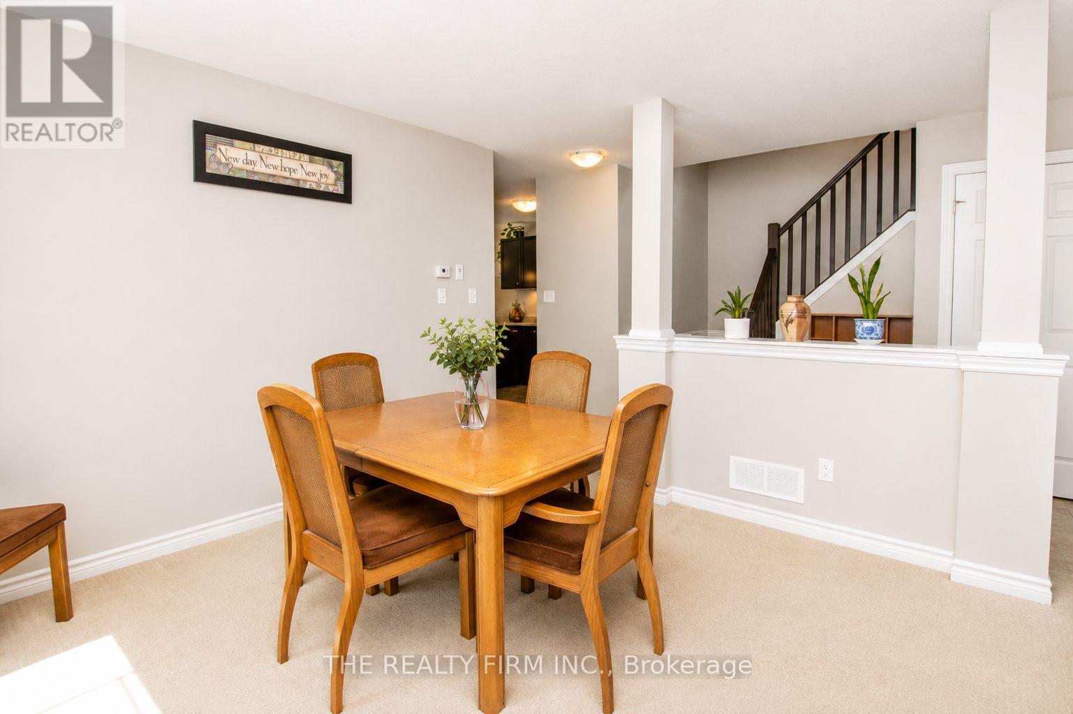 884 REEVES AVENUE - 6