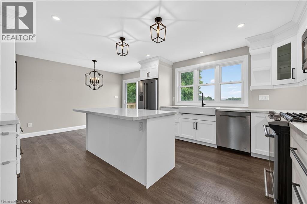 2336 COCKSHUTT Road - 10