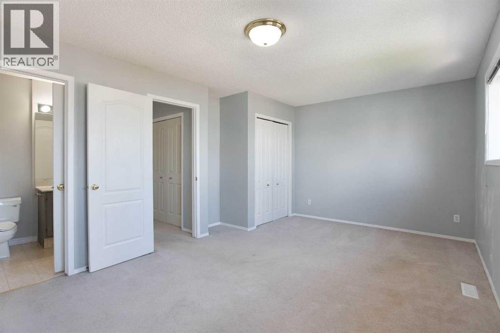 7269 Laguna Way NE - 23