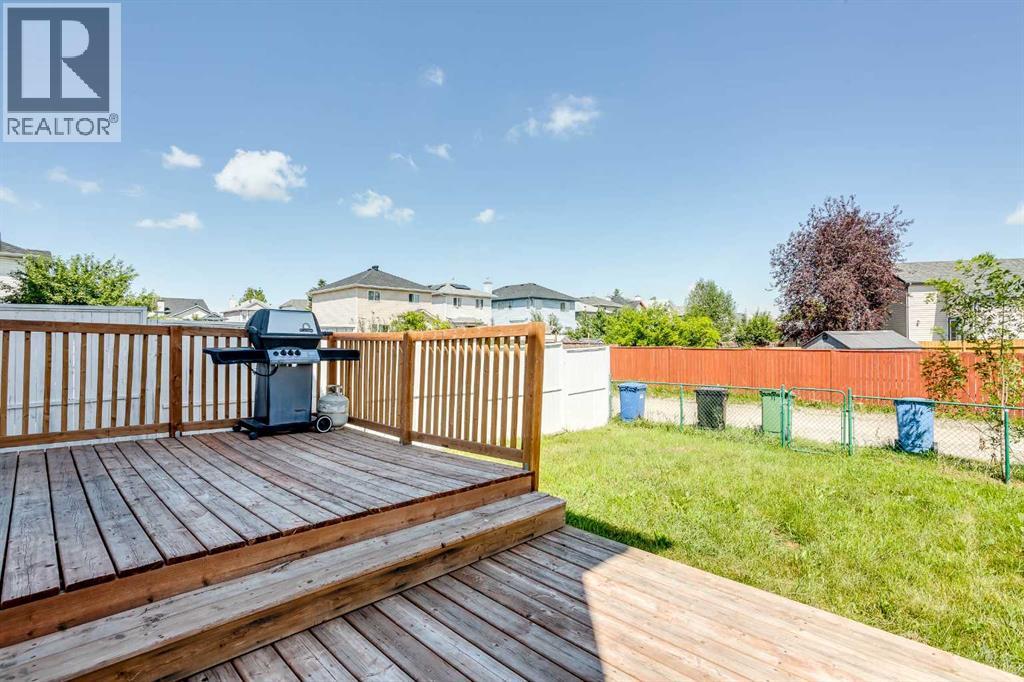7269 Laguna Way NE - 28