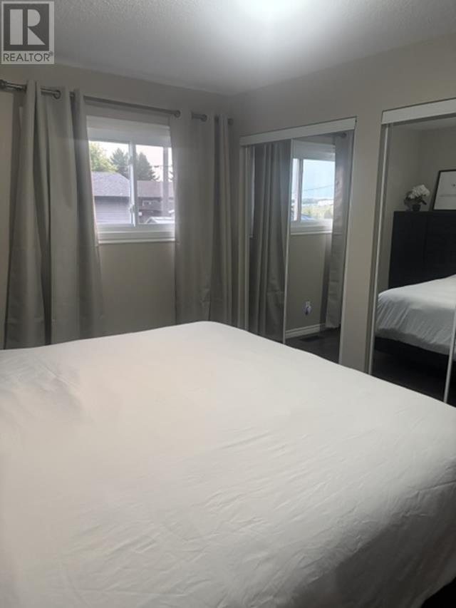 3241 Willard AVE - 16