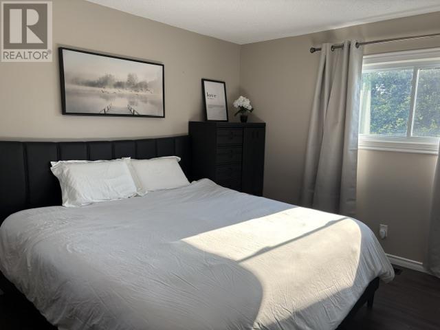 3241 Willard AVE - 14