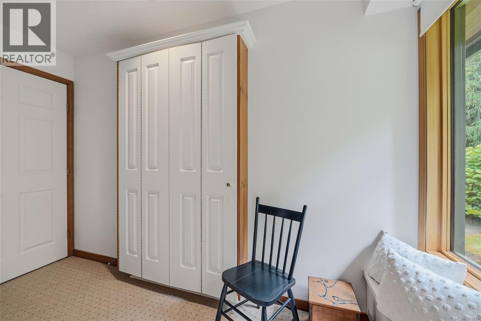 1169 Butterball Dr - 32