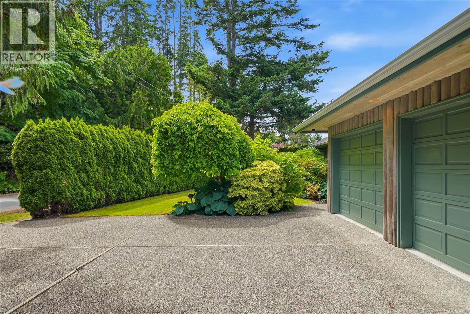 1169 Butterball Dr - 57