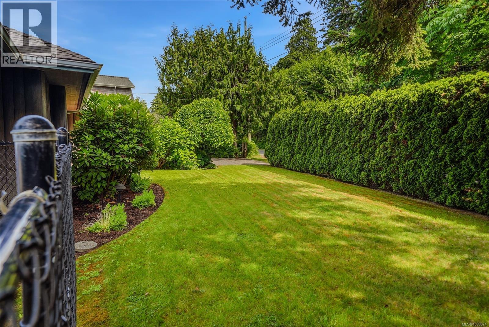 1169 Butterball Dr - 71