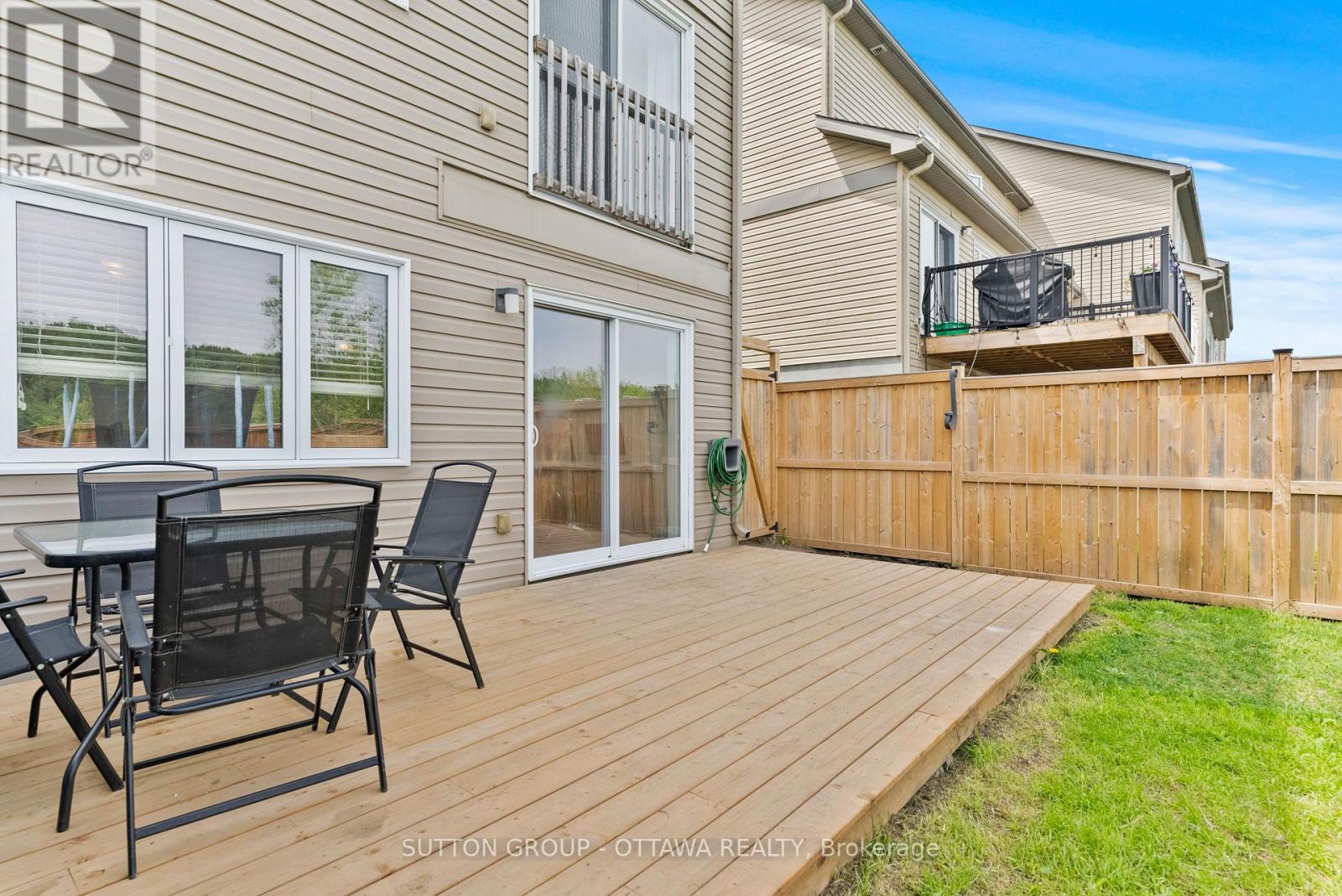 84 NATHALIE STREET - 44