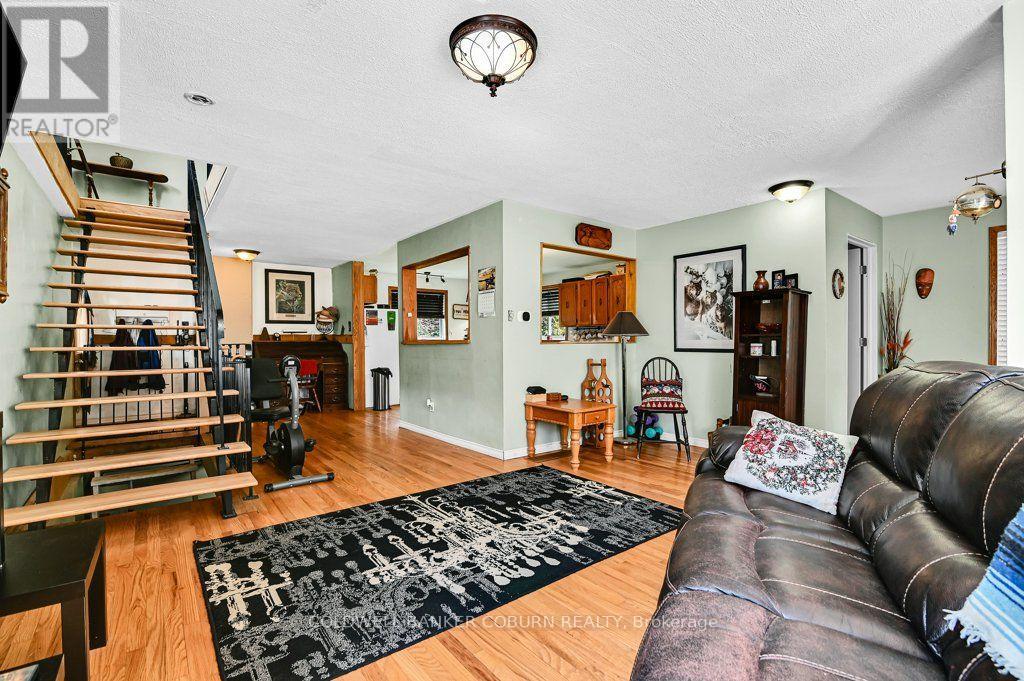 5094 BRUNET ROAD - 14