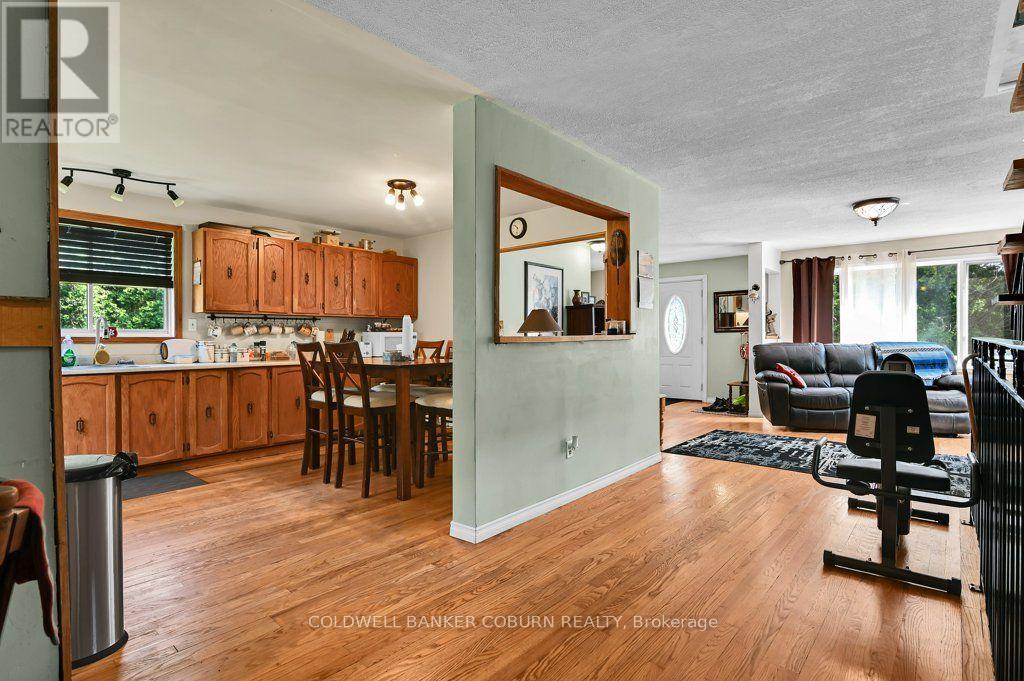5094 BRUNET ROAD - 15