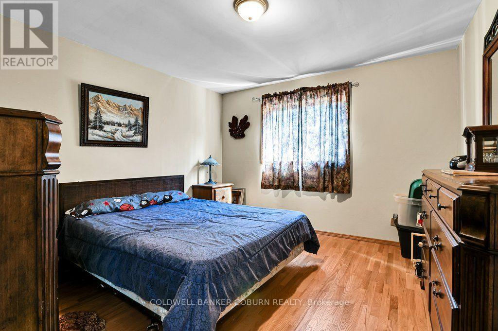 5094 BRUNET ROAD - 24
