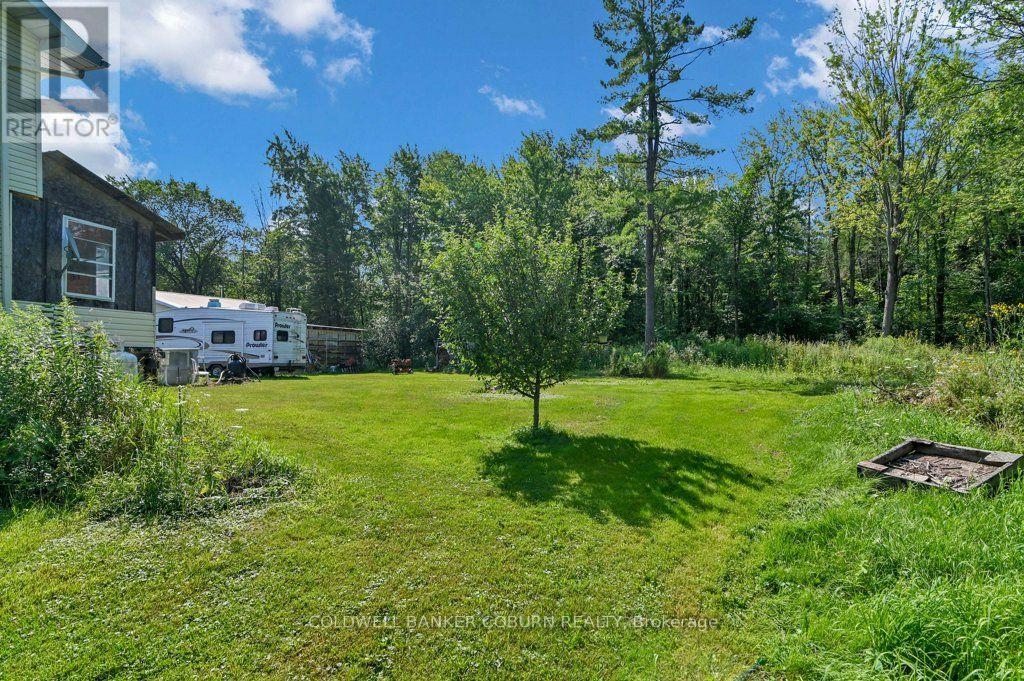 5094 BRUNET ROAD - 32