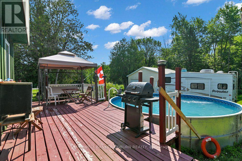 5094 BRUNET ROAD - 9