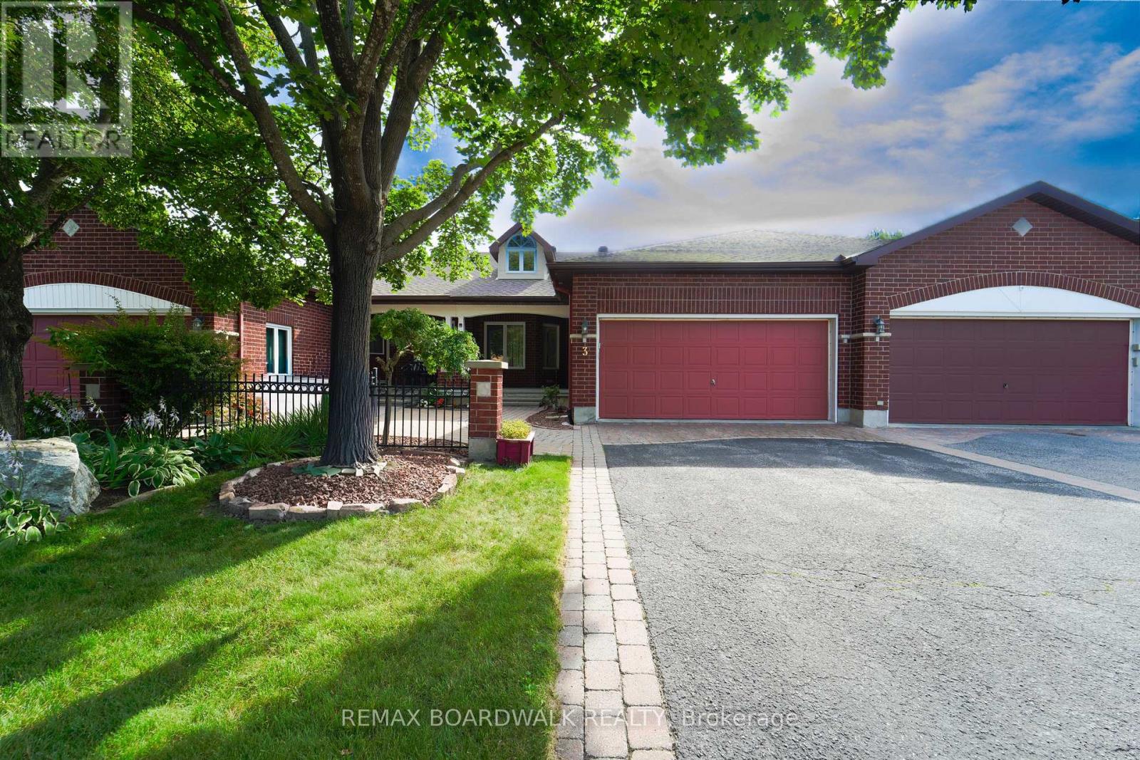 3 COULSON COURT - 1
