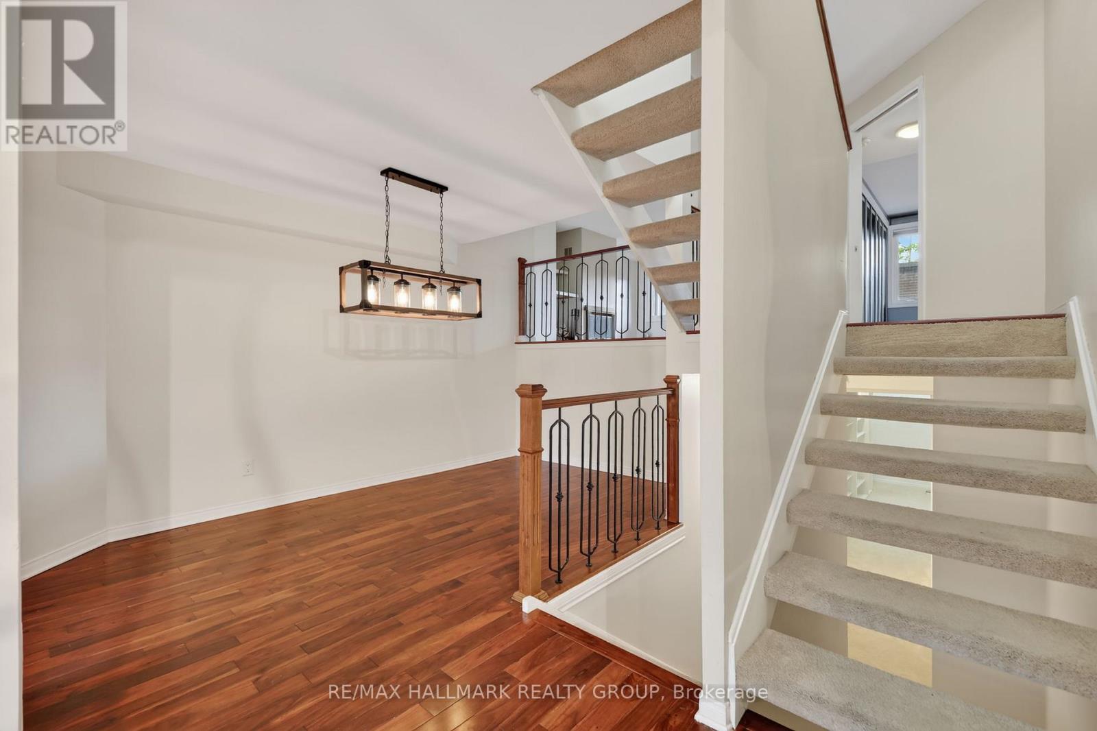 #22 290 CATHCART STREET - 11