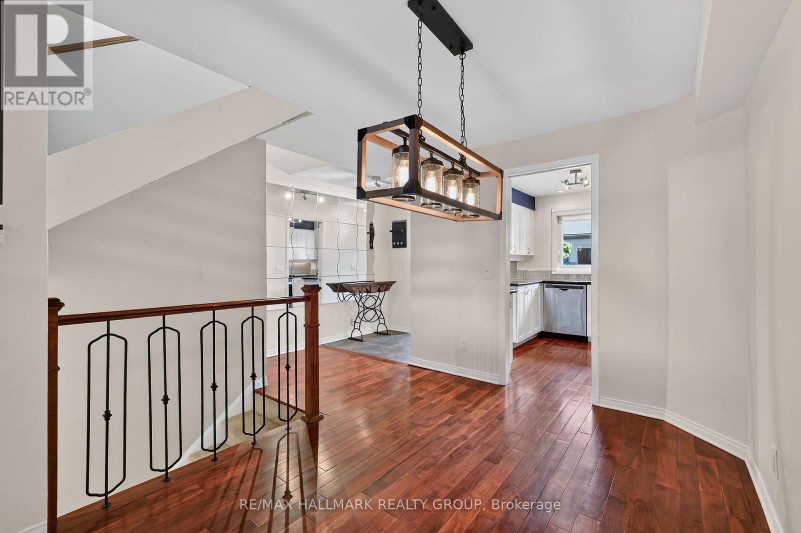 #22 290 CATHCART STREET - 14