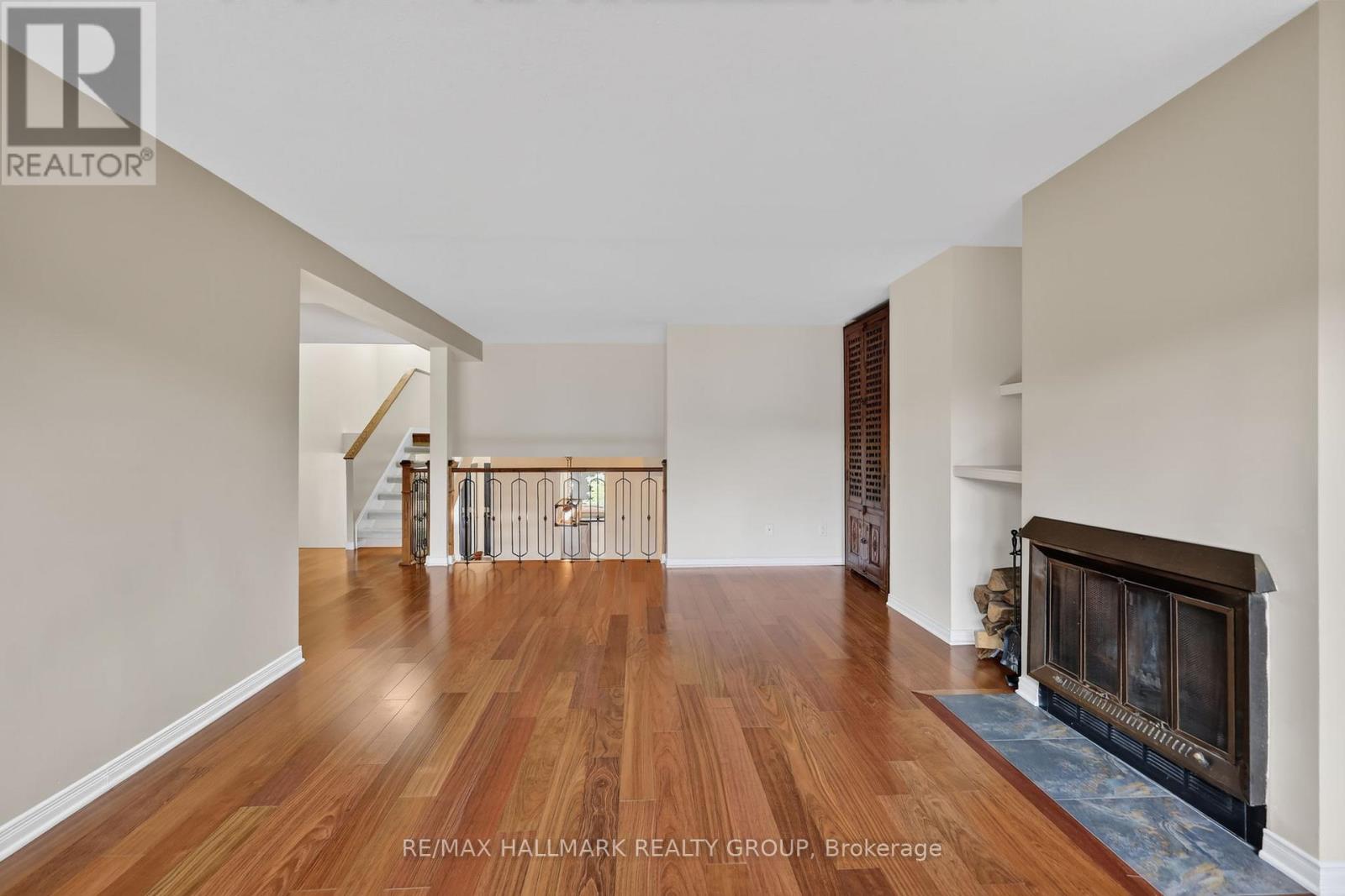 #22 290 CATHCART STREET - 17