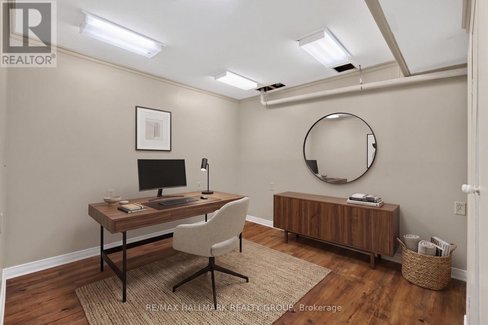 #22 290 CATHCART STREET - 37
