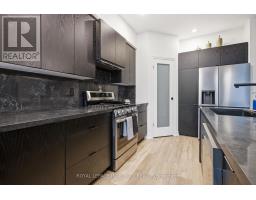 246 Cooks Mill Crescent, Ottawa, ON K1V2N1 Photo 12