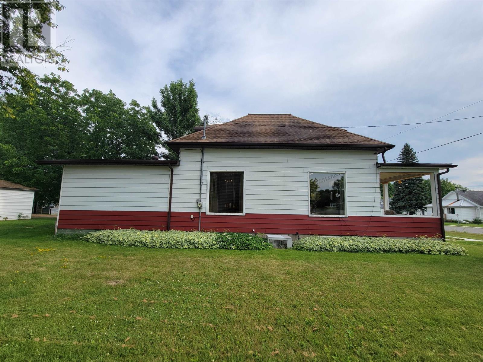 120 Third St - 23