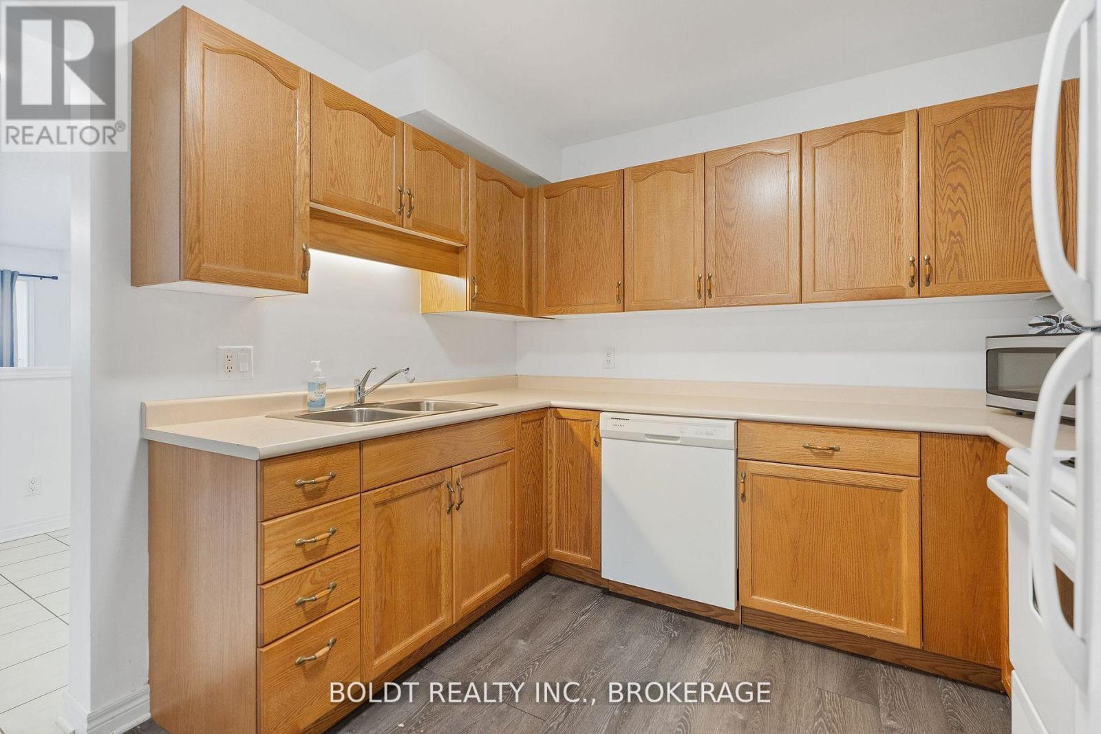 20 B BROWN DRIVE - 12