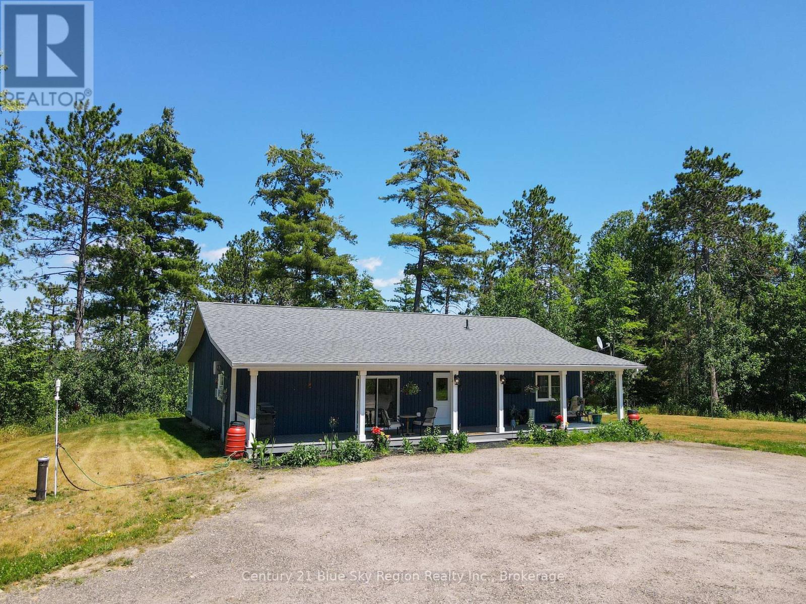 649 HAZEL GLEN ROAD - 44