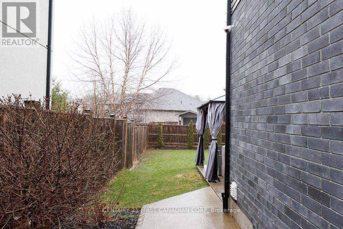 2014 BALLYMOTE AVENUE - 44