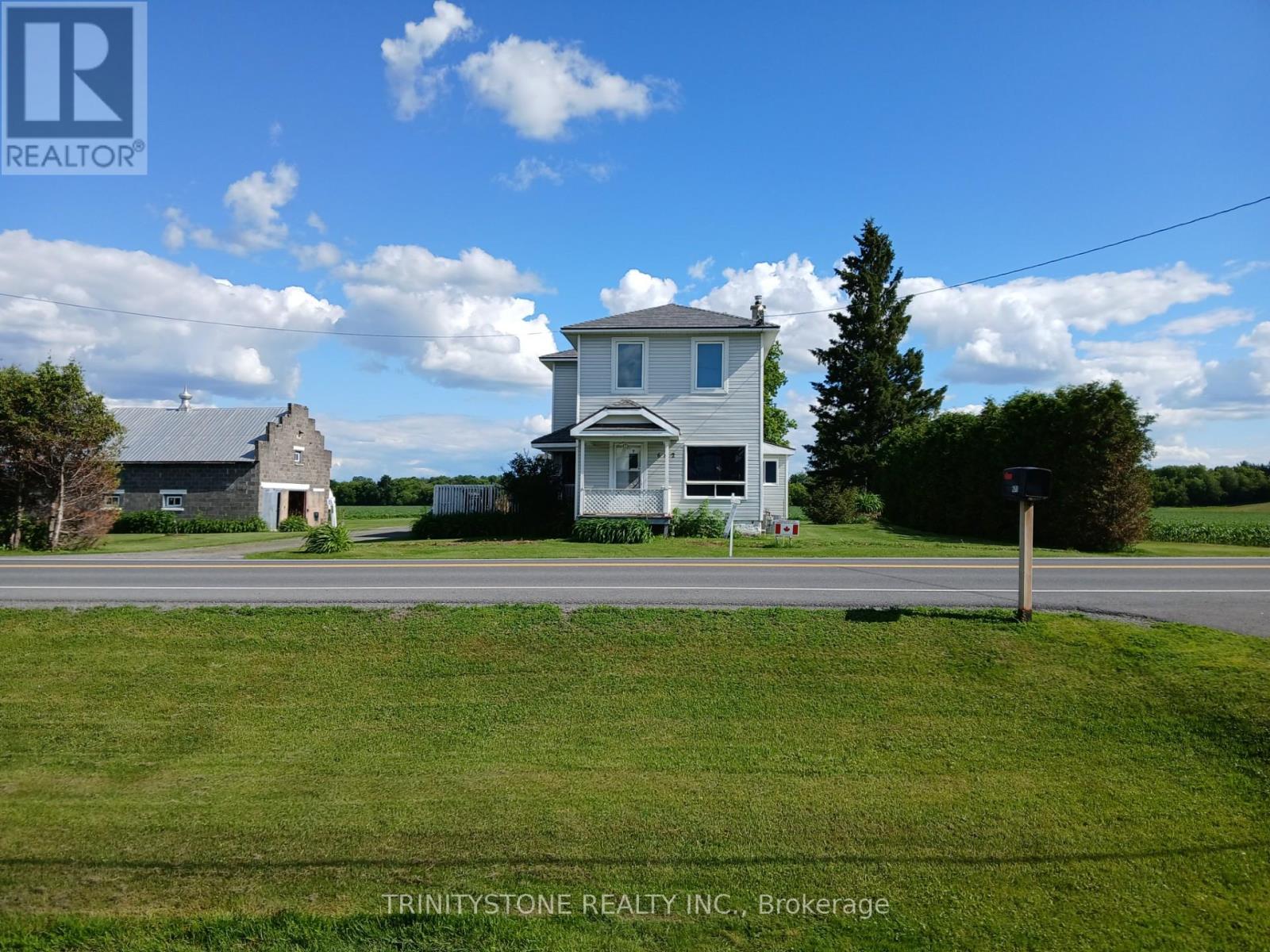 662 LACROIX ROAD - 2