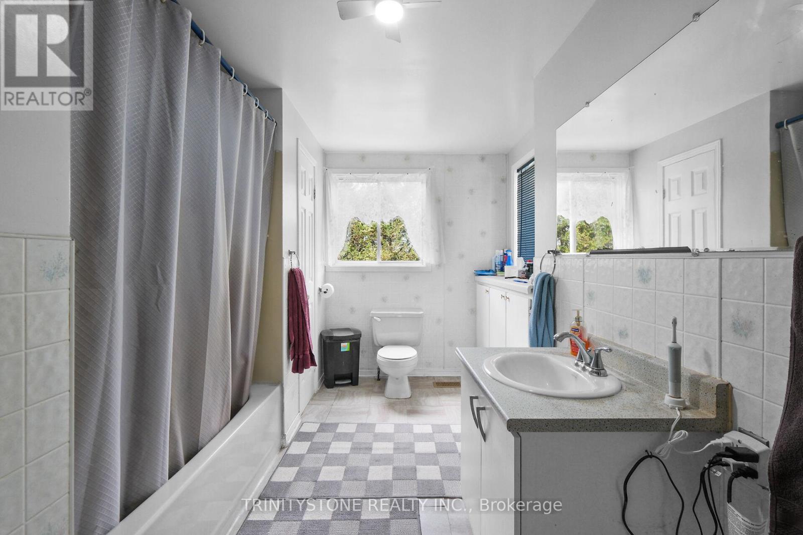 662 LACROIX ROAD - 28