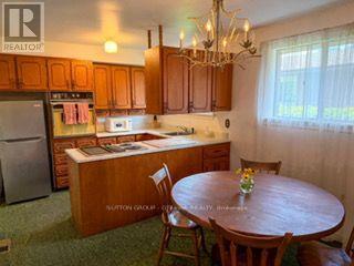 767 CLAUDE STREET - 6