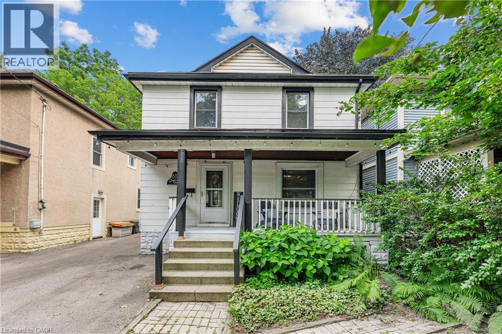 88 CHAPLIN Avenue - 1