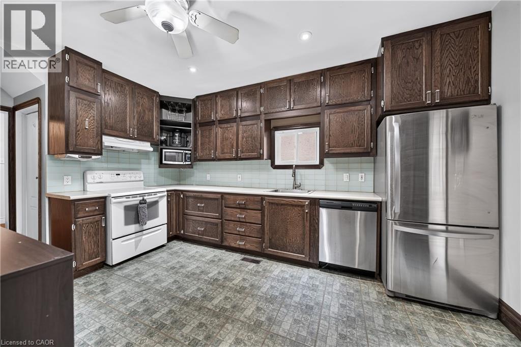 88 CHAPLIN Avenue - Image 16