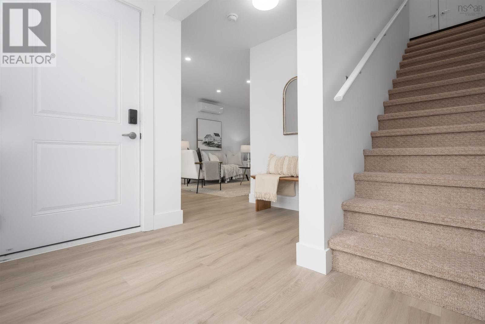 6 Berm Street - 16