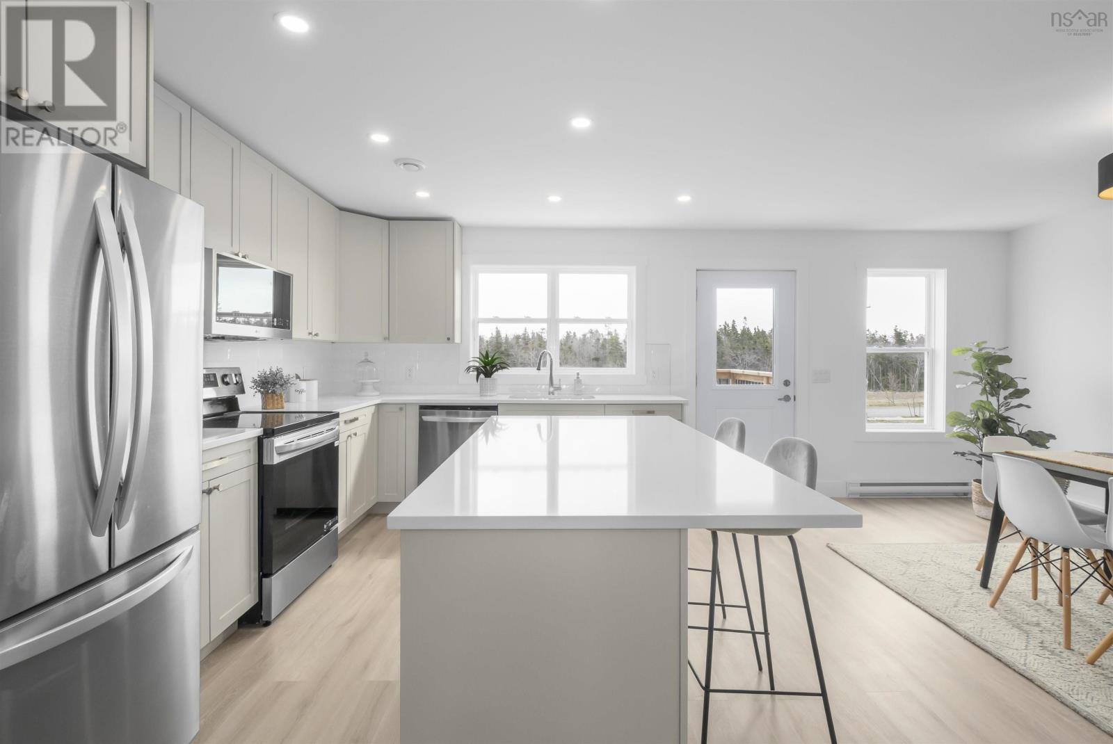 6 Berm Street - 7