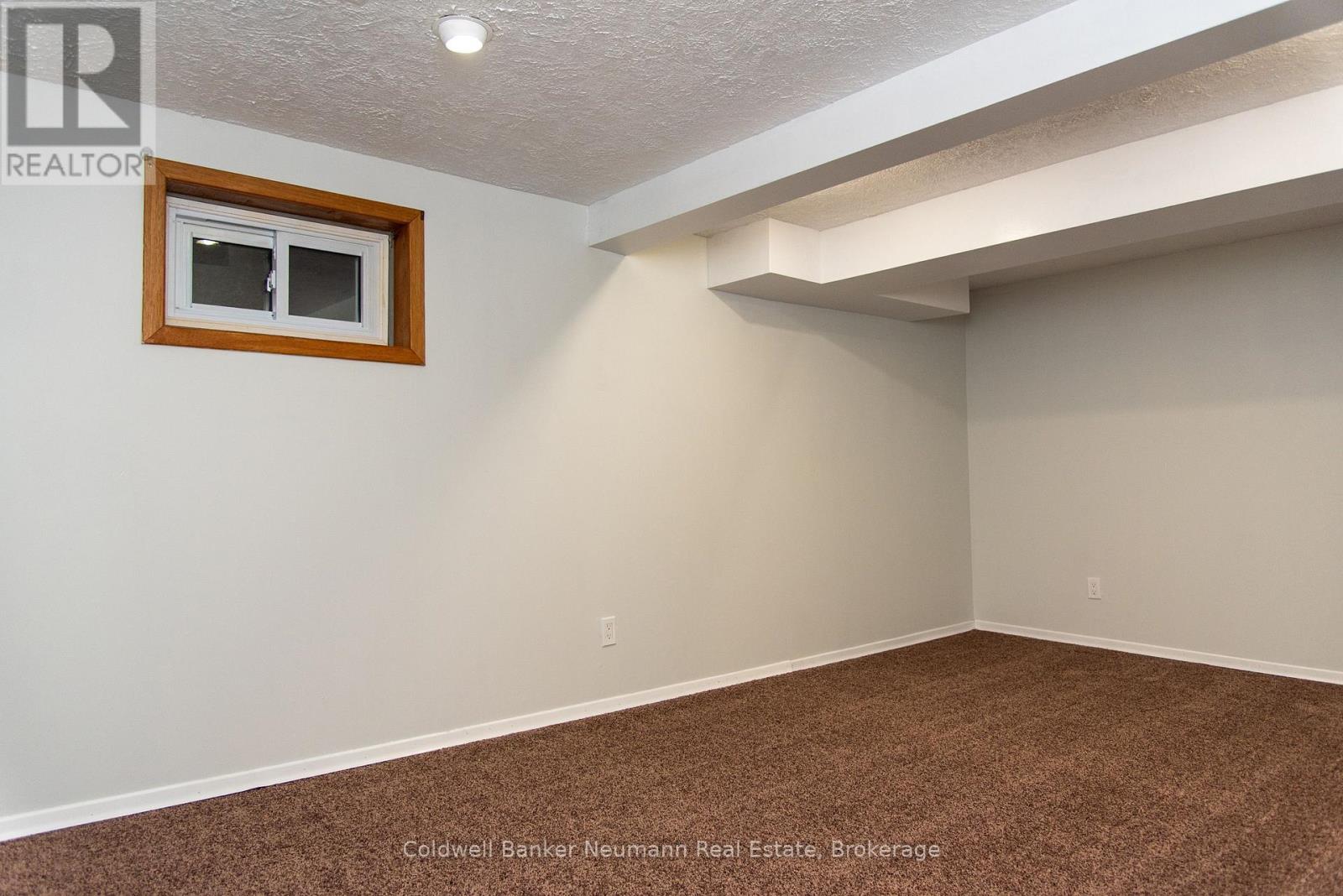 #29 121 BAGOT STREET - 19