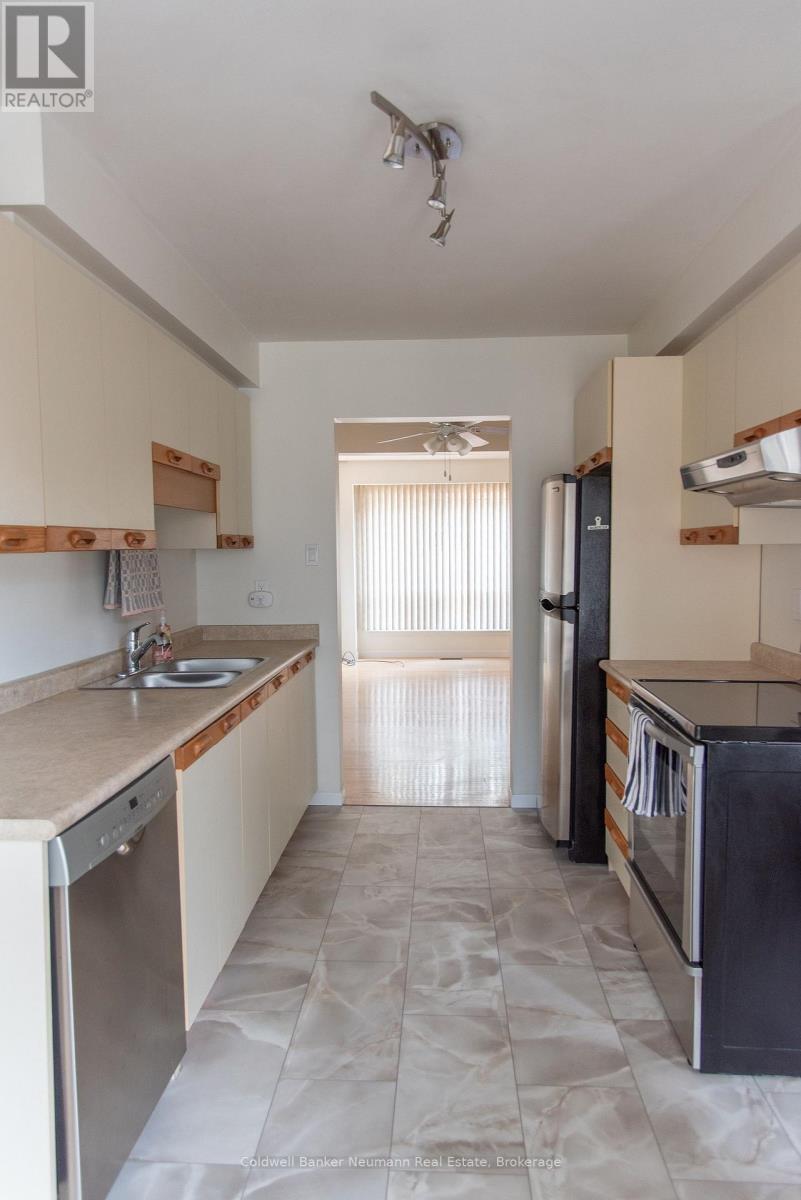 #29 121 BAGOT STREET - Image 4
