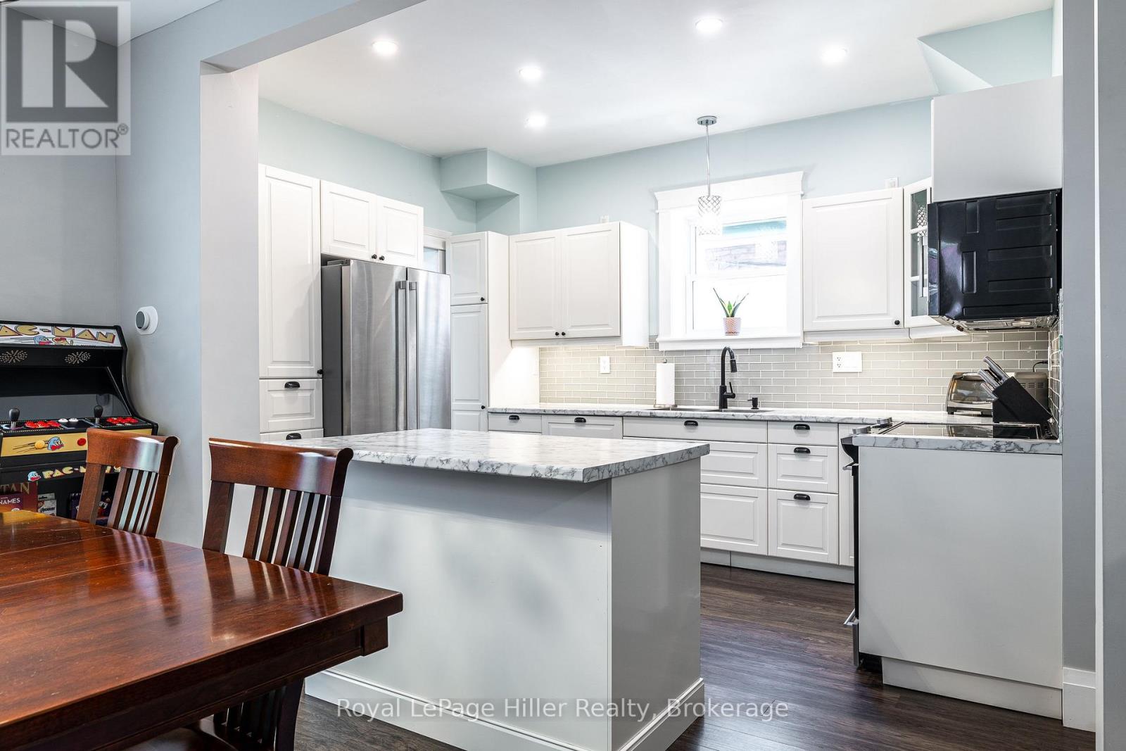 52 TRINITY STREET - Image 11