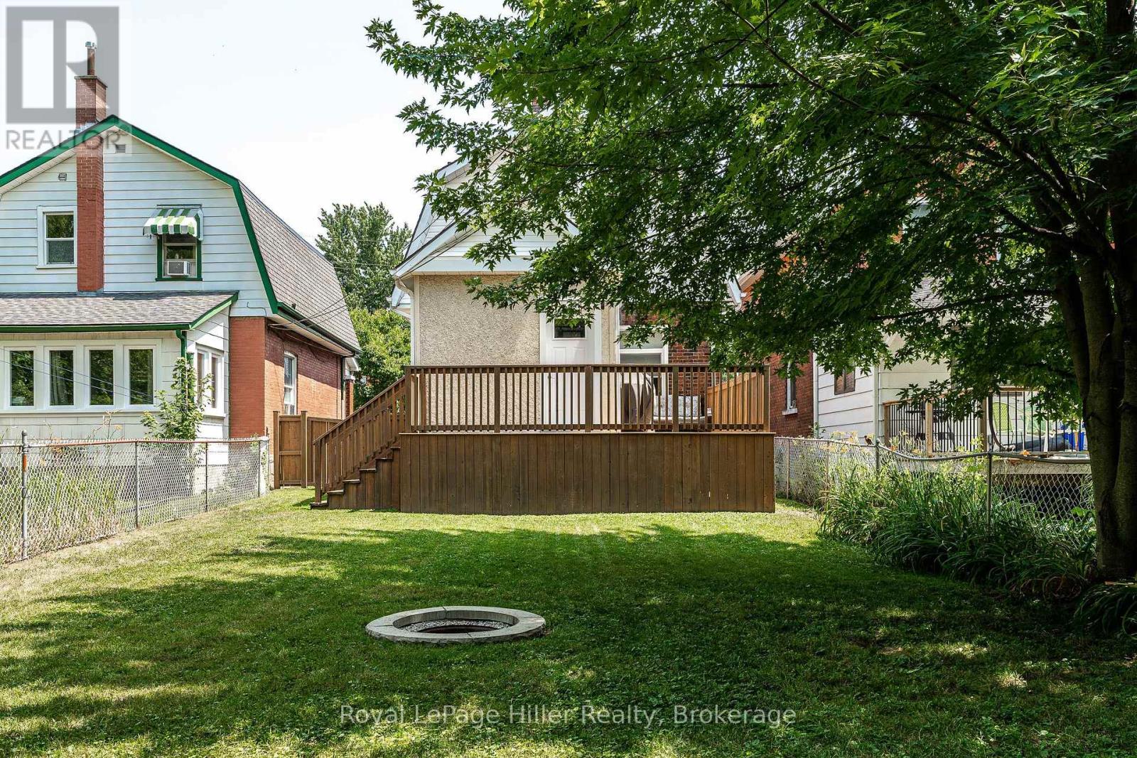 52 TRINITY STREET - Image 34